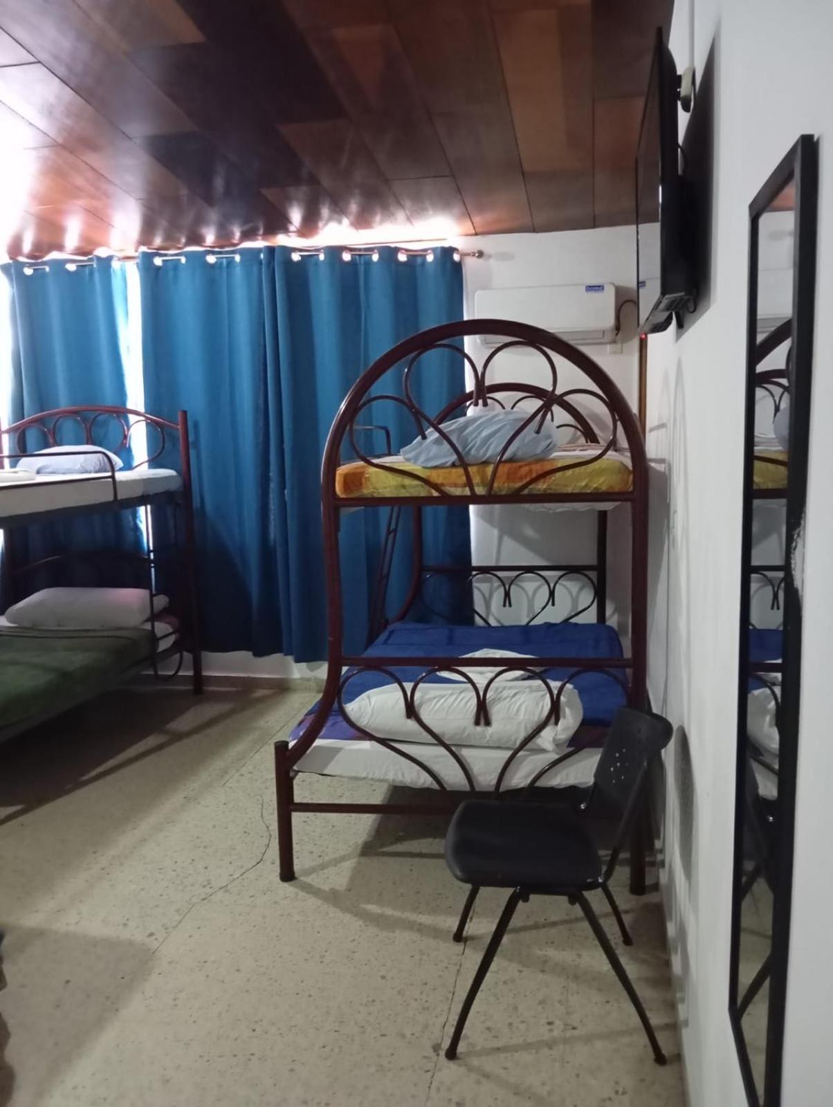 Volcano Hostal Y Restaurante Сан Салвадор Екстериор снимка